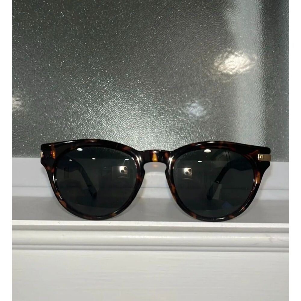 Cole Haan C6090 Tortoiseshell Green Lens Retro Sunglasses 50-22-145